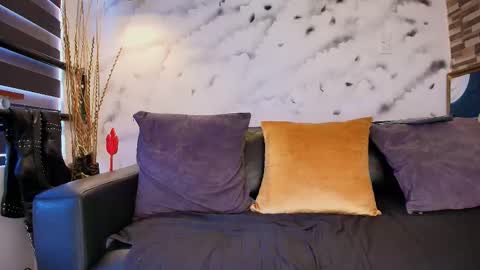 Snapshot of max_hornye chatting on 02-18-26, 06:59 Max Hornye online show from 02-18-26, 06:59