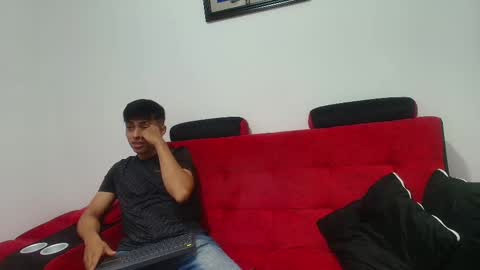 max_latin_ online show from 01-10-25, 11:22