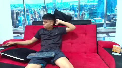 max_latin_ online show from 01-25-25, 11:34