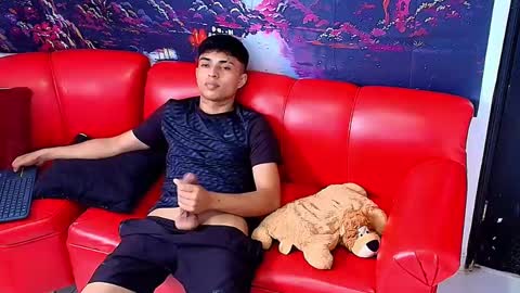 max_latin_ online show from 02-10-25, 03:21