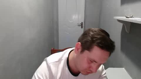 Snapshot of max_marlyn chatting on 06-20-26, 05:38 Max Marlyn online show from 06-20-26, 05:38