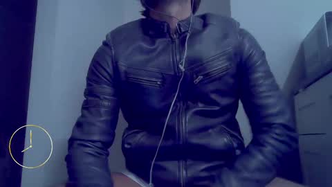 Snapshot of max_original chatting on 12-24-24, 04:44 Future Max online show from 12-24-24, 04:44