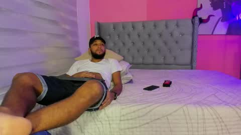 Snapshot of max_sexyhot26 chatting on 01-14-25, 02:19 max_sexyhot26 online show from 01-14-25, 02:19