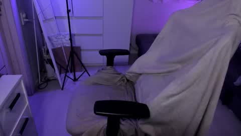 Max online show from 01-13-26, 02:11