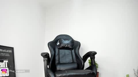 max_valiant1 online show from 02-23-26, 02:31