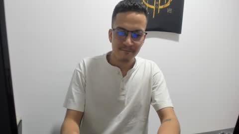 max_vellon1 online show from 04-30-26, 05:03