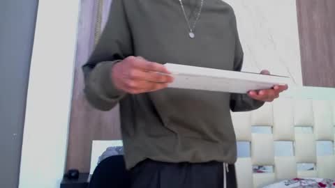 Snapshot of max_willians_ chatting on 10-01-25, 11:55 max online show from 10-01-25, 11:55