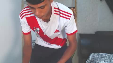 Snapshot of max_willians_ chatting on 10-07-25, 09:34 max online show from 10-07-25, 09:34