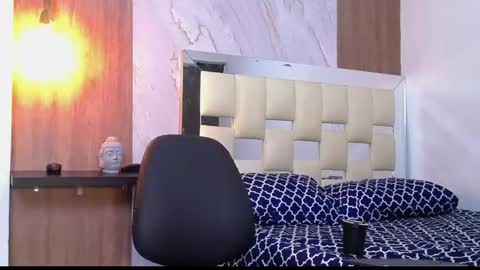 Snapshot of max_willians_ chatting on 10-14-25, 04:46 max online show from 10-14-25, 04:46