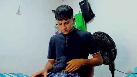 Snapshot of maxbigcock2025 chatting on 02-14-25, 11:42 Max online show from 02-14-25, 11:42