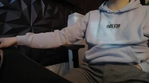 Snapshot of maxboner94 chatting on 02-03-25, 08:13 maxboner94 online show from 02-03-25, 08:13