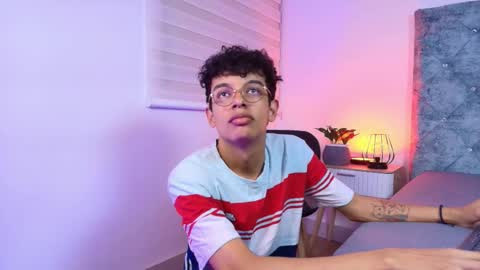 M A X F R O S T   online show from 01-08-26, 07:16