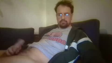 maxhorn591 online show from 10-20-25, 09:37