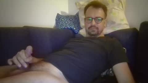 maxhorn591 online show from 11-12-25, 09:47