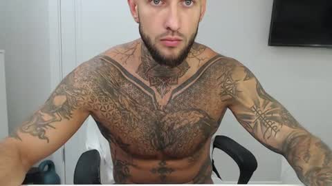 Snapshot of maxi_foxxx chatting on 07-14-26, 04:50 Maximus Fox online show from 07-14-26, 04:50