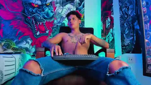 Maxi online show from 09-25-25, 03:32