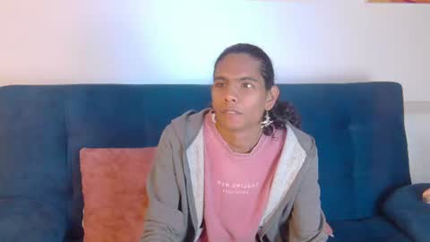 Snapshot of maxi_max0 chatting on 06-19-26, 08:12 Maxi Max online show from 06-19-26, 08:12