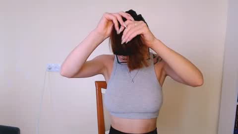 Snapshot of maxi_sweetheart chatting on 07-09-26, 11:47 Joanna online show from 07-09-26, 11:47