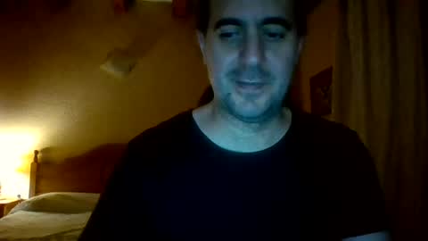 Snapshot of maxim_moment chatting on 06-18-26, 10:14 Maxim online show from 06-18-26, 10:14
