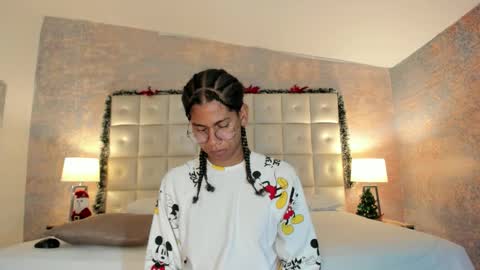 maxim online show from 01-06-26, 03:10