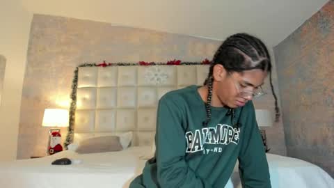 maxim online show from 01-07-26, 03:20