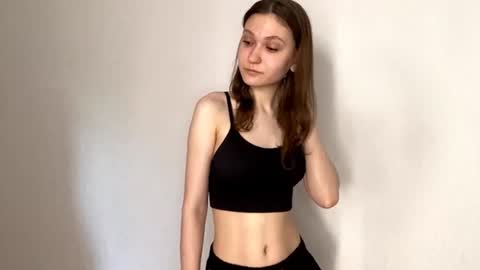 Snapshot of maximaboamah chatting on 06-16-26, 02:14 July online show from 06-16-26, 02:14