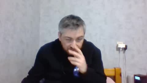 Maxime online show from 12-29-24, 04:19