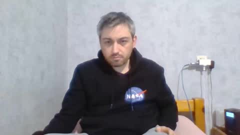 Maxime online show from 01-18-25, 05:04