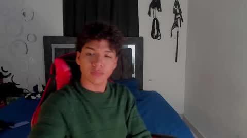 Maximiliano online show from 01-06-26, 07:17