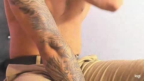 Maximo online show from 12-21-25, 10:17