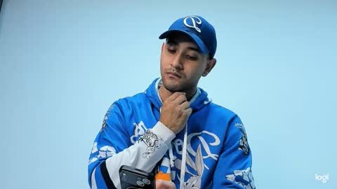 Snapshot of maximo004 chatting on 02-07-26, 10:02 Maximo online show from 02-07-26, 10:02