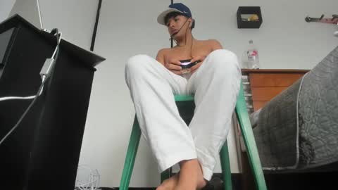 maximo__77 online show from 12-04-25, 03:43