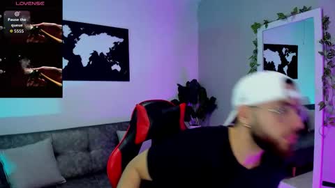 Maximo Wolf online show from 12-04-25, 07:00