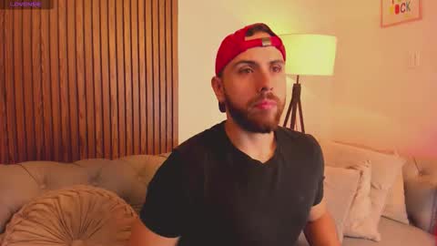 Maximo Wolf online show from 01-18-26, 10:02