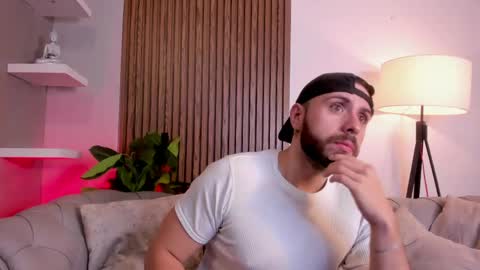 Snapshot of maximo_wolf1 chatting on 05-09-26, 11:43 Maximo Wolf online show from 05-09-26, 11:43