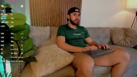 Snapshot of maximo_wolf1 chatting on 07-09-26, 09:52 Maximo Wolf online show from 07-09-26, 09:52