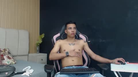 MaximoGray online show from 01-15-26, 07:50