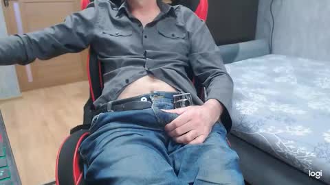 maximus3334 online show from 02-24-26, 10:02