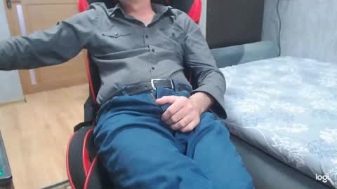 Snapshot of maximus3334 chatting on 04-28-26, 11:48 maximus3334 online show from 04-28-26, 11:48