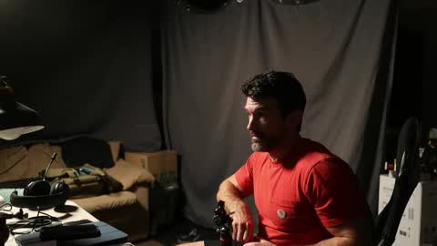 Maximus7871 online show from 11-14-25, 02:43