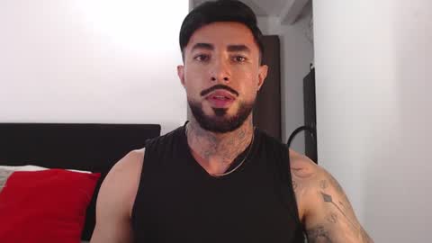 Snapshot of maximus_golden chatting on 06-17-26, 04:04 Independent Model online show from 06-17-26, 04:04