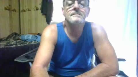 Snapshot of maximus_oreally chatting on 02-27-25, 04:41 Max online show from 02-27-25, 04:41