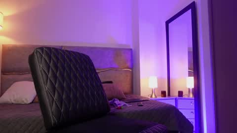 Maximus Clark online show from 04-22-26, 02:36