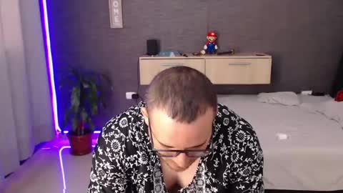 Snapshot of maximussantorini chatting on 07-13-26, 05:49 maximus online show from 07-13-26, 05:49