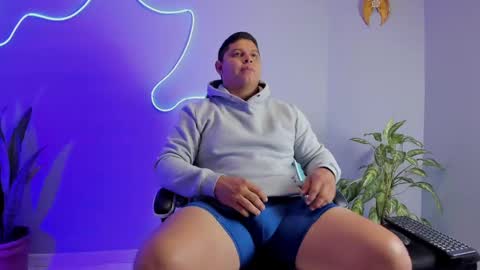 Snapshot of maximussteel_ chatting on 10-02-25, 10:55 Maximus online show from 10-02-25, 10:55