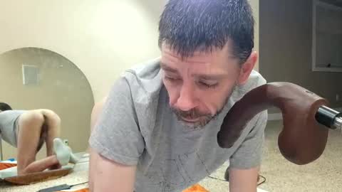 Snapshot of maxjr8008 chatting on 12-23-24, 02:56 maxjr8008 online show from 12-23-24, 02:56