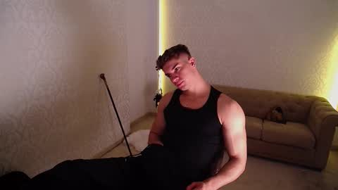 MaxKaiden online show from 11-18-25, 05:56