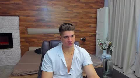 MaxKaiden online show from 03-10-26, 06:07