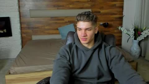 MaxKaiden online show from 03-30-26, 04:35