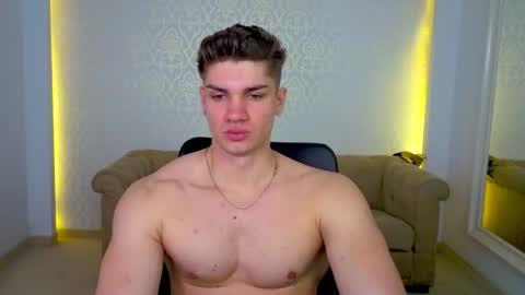Snapshot of maxkaiden chatting on 04-20-26, 04:37 MaxKaiden online show from 04-20-26, 04:37